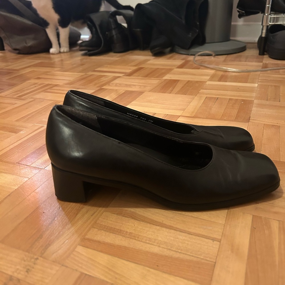 Classic Black Women's Shoes